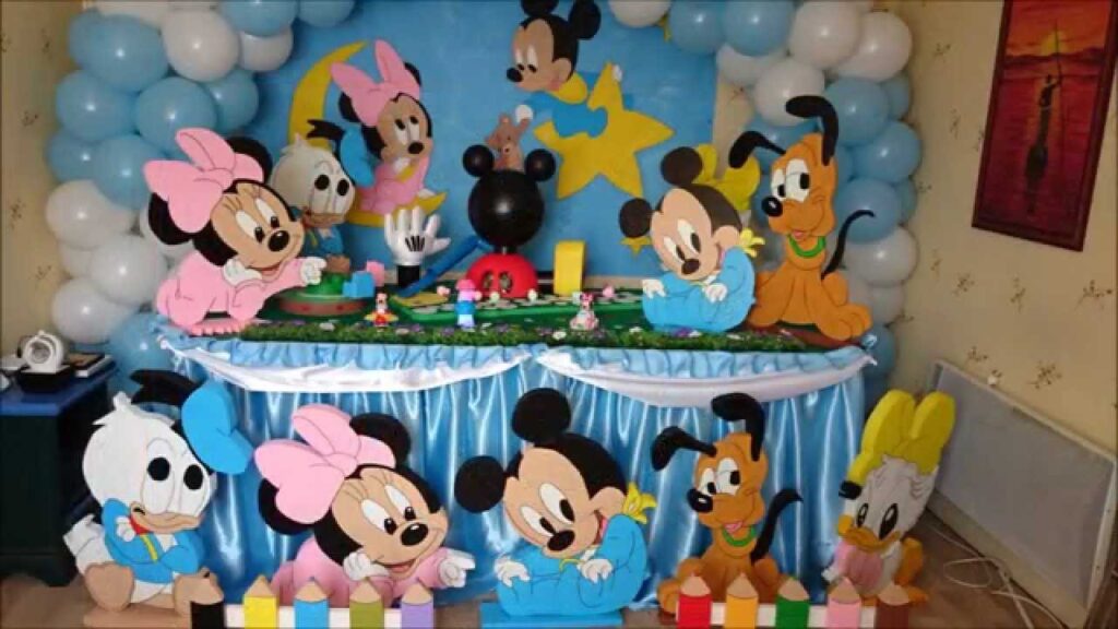 Vidéo decoration anniversaire 1 an garçon mickey